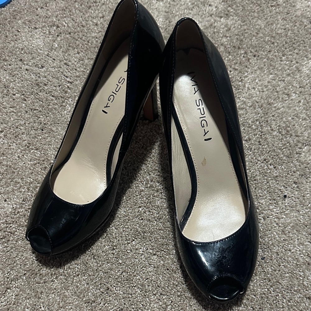 Via Spiga Glossy Black Peep Toe Heels